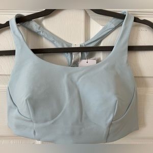 NWT-lululemon athletica Wunder Train Bra
